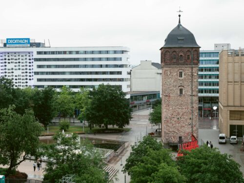 Raumlabor
Sammelstelle
Installation Roter Turm, Chemnitz
Foto: Kunstsammlungen Chemnitz/graukarte.info
