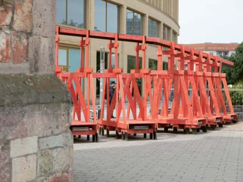 Raumlabor
Sammelstelle
Installation Roter Turm, Chemnitz
Foto: Kunstsammlungen Chemnitz/graukarte.info
